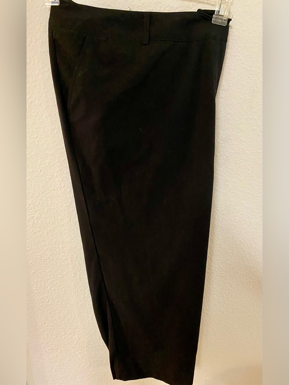 Torrid Vintage Capri Pants with Button Leg Detail - Size 26 - NWT! - Picture 2 of 5